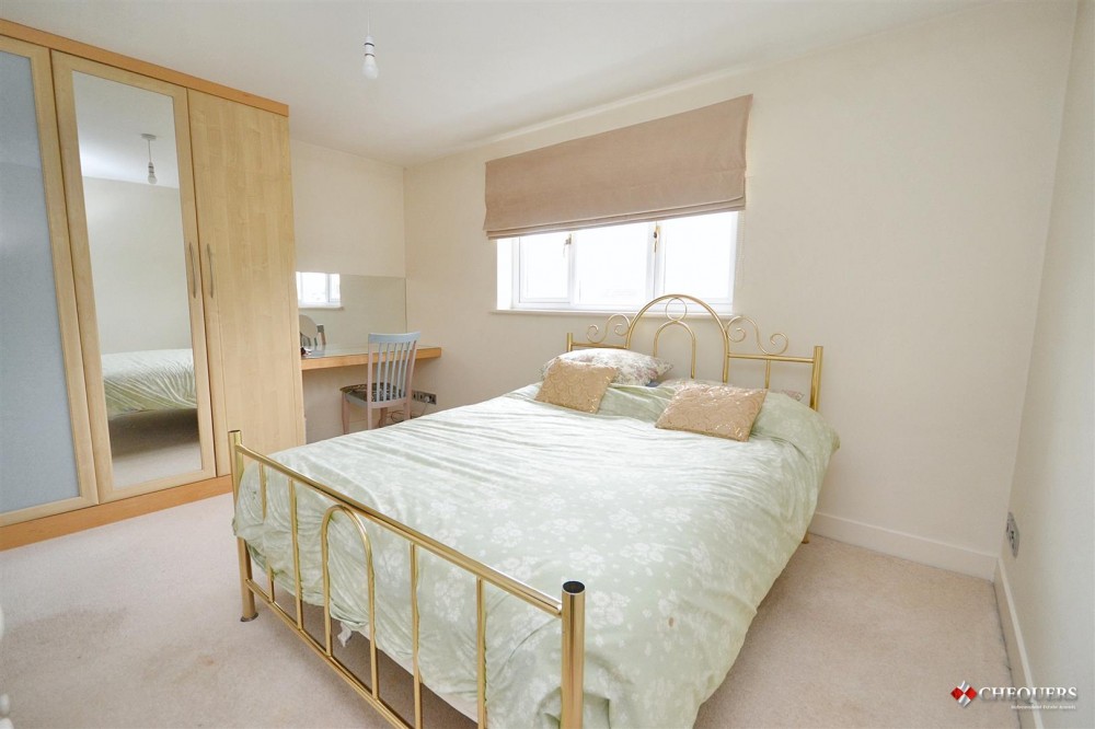 Images for Byfleet Avenue, Old Basing