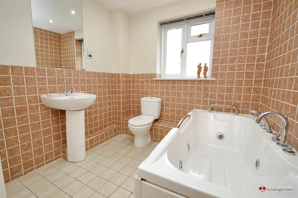 Images for Byfleet Avenue, Old Basing