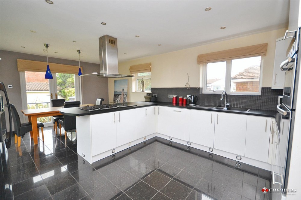 Images for Byfleet Avenue, Old Basing