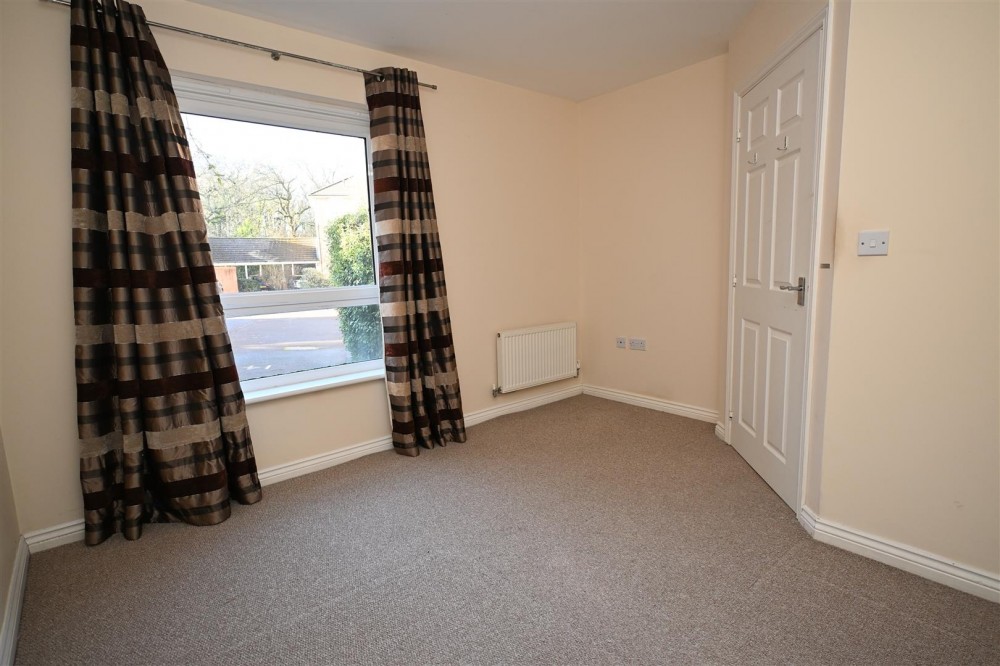 Images for Coppice Pale, Chineham, Basingstoke