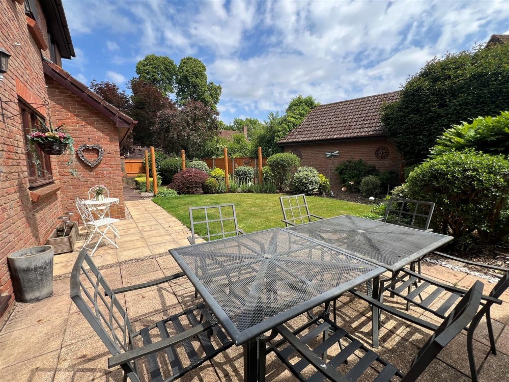 Images for Bartlett Close, Bramley, Tadley