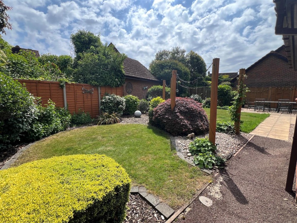 Images for Bartlett Close, Bramley, Tadley