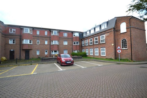 View full details for Westdeane Court, Basingstoke