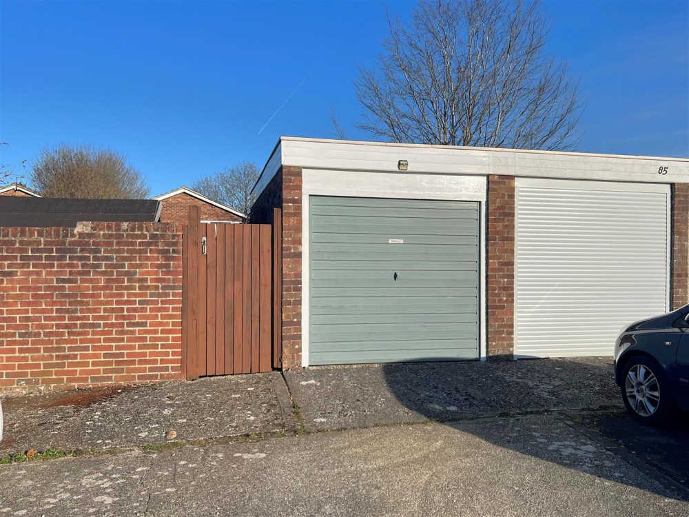 Images for Derwent Road, Basingstoke