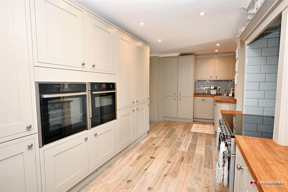 Images for Woburn Gardens, Basingstoke