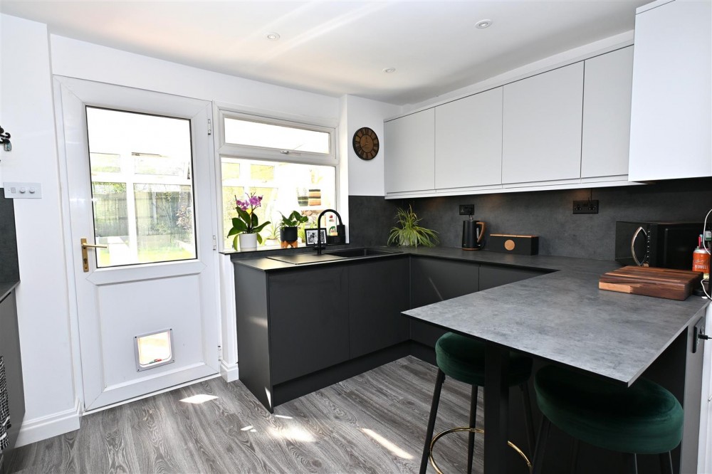 Images for Cairngorm Close, Basingstoke