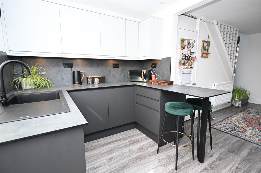Images for Cairngorm Close, Basingstoke