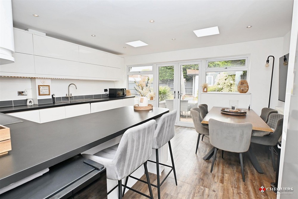 Images for Strawberry Fields, Bramley, Tadley