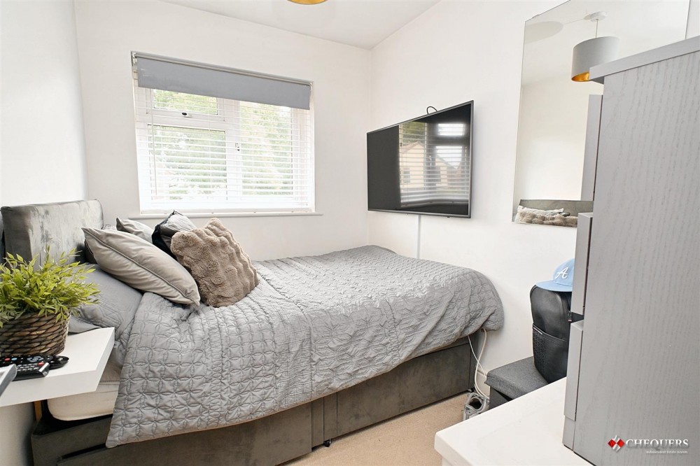 Images for Strawberry Fields, Bramley, Tadley