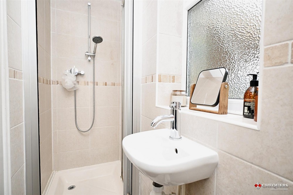 Images for Strawberry Fields, Bramley, Tadley
