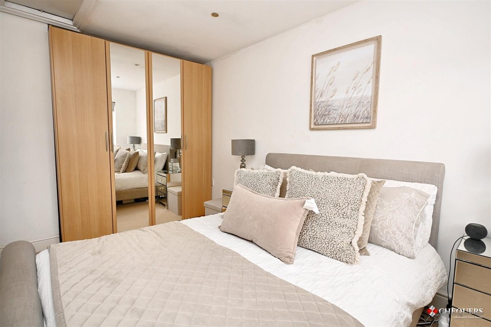 Images for Strawberry Fields, Bramley, Tadley
