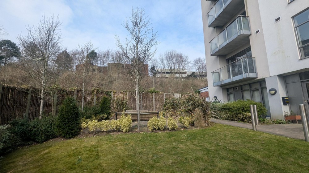 Images for Alencon Link, Basingstoke