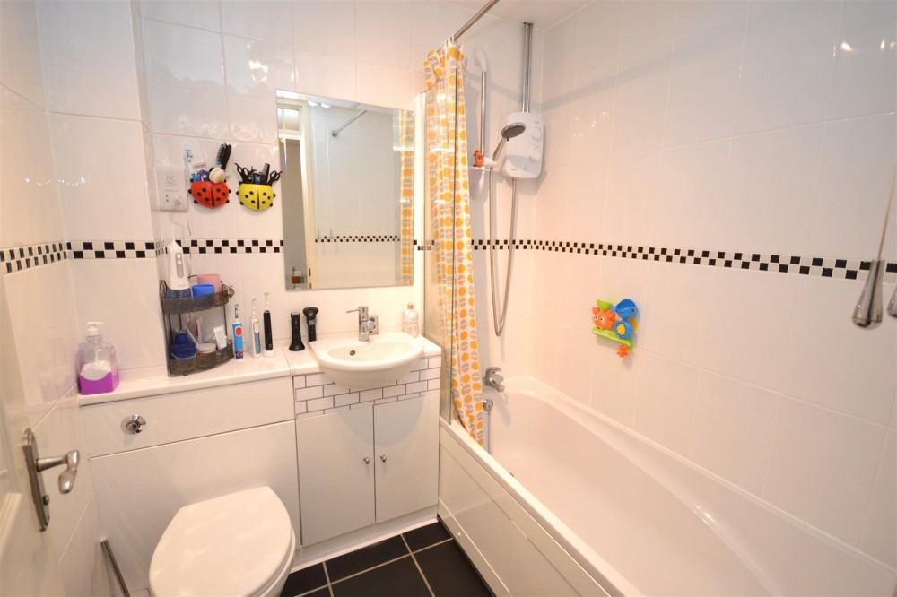 Images for Berkeley Drive, Basingstoke