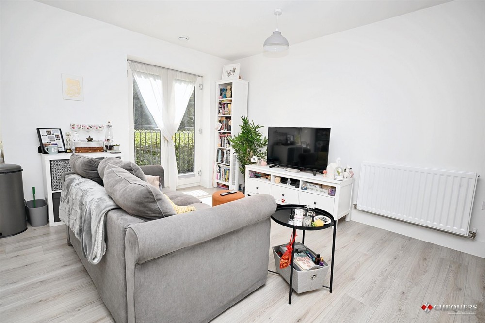 Images for 7 Aurum Green Avenue, Chineham, Basingstoke