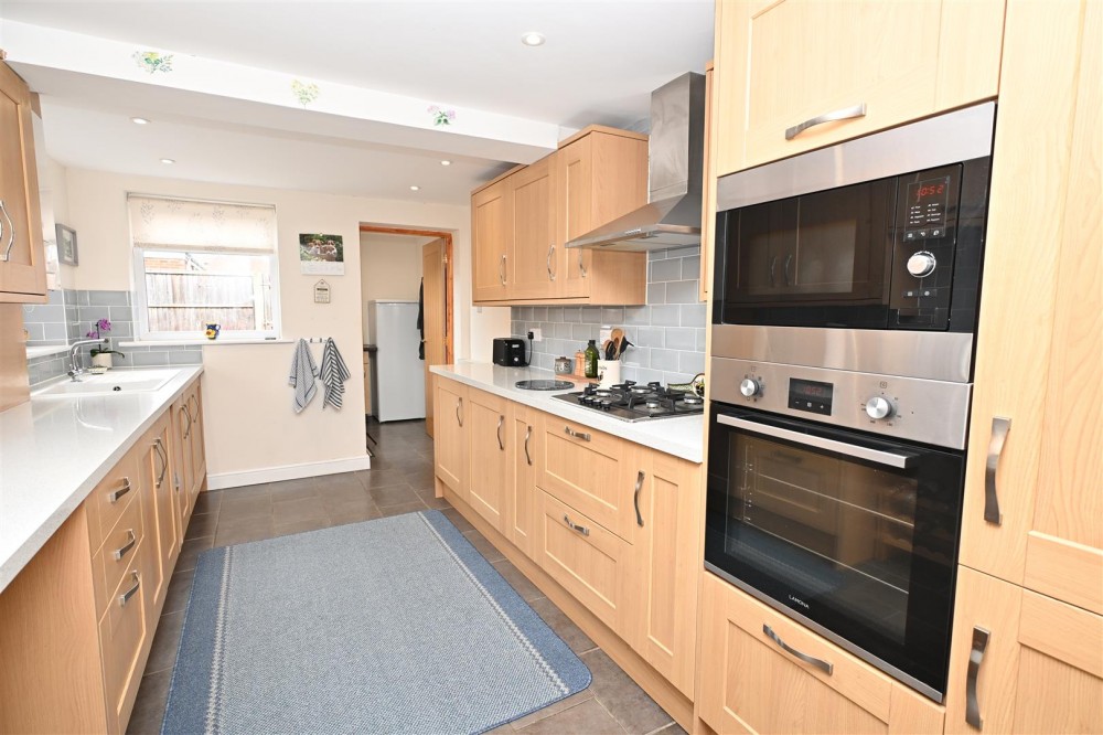 Images for Portsmouth Crescent, Basingstoke