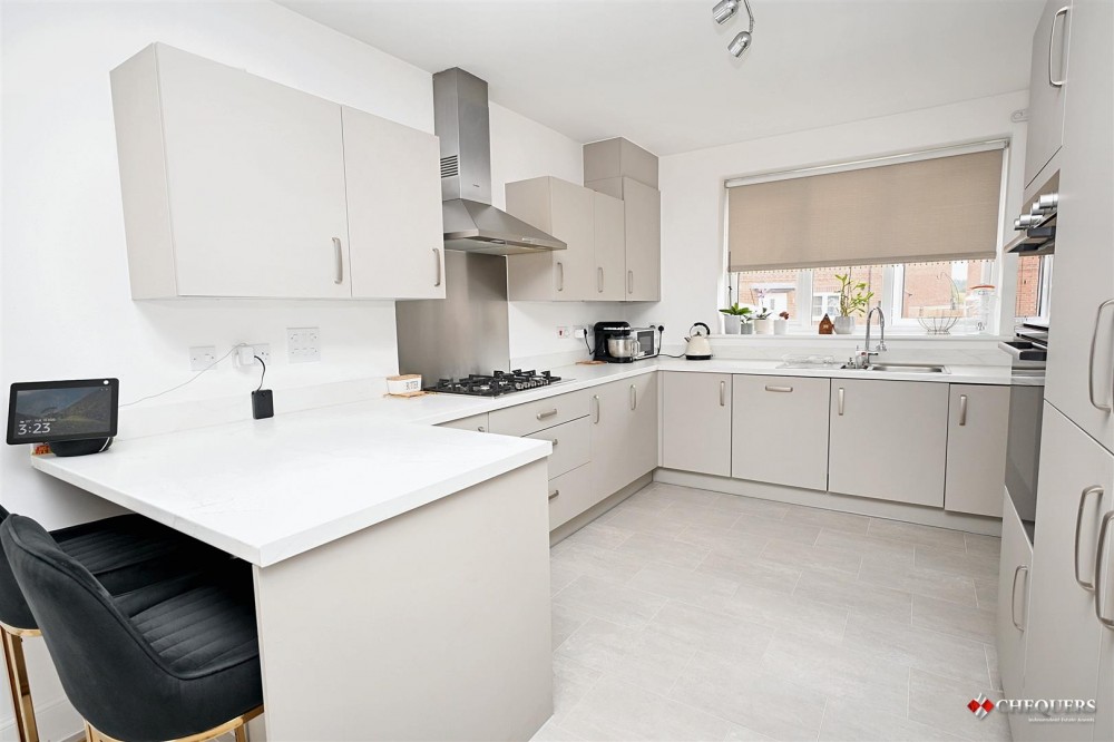 Images for Peacock Avenue, Basingstoke