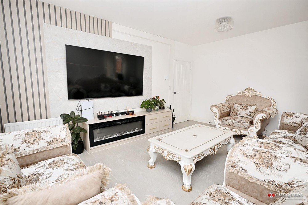 Images for Peacock Avenue, Basingstoke