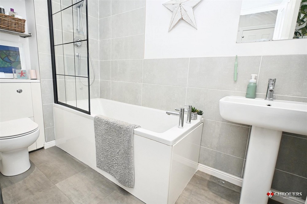 Images for Wallis Drive, Bramley, Tadley