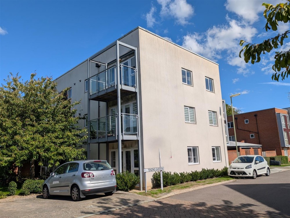 Images for Tenzing Gardens, Basingstoke