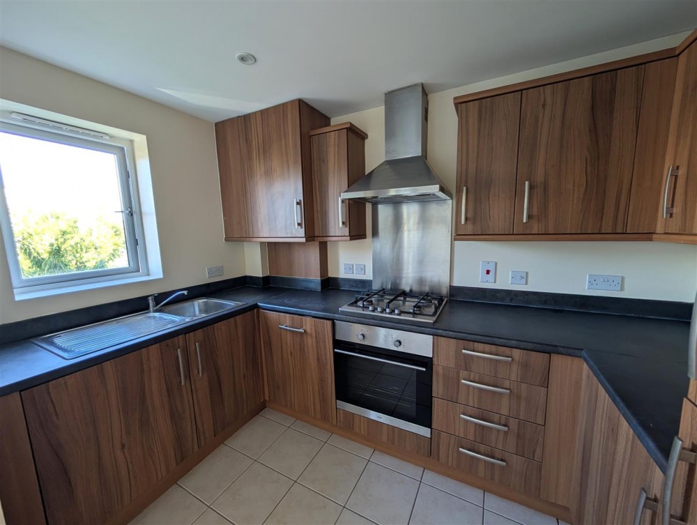 Images for Tenzing Gardens, Basingstoke