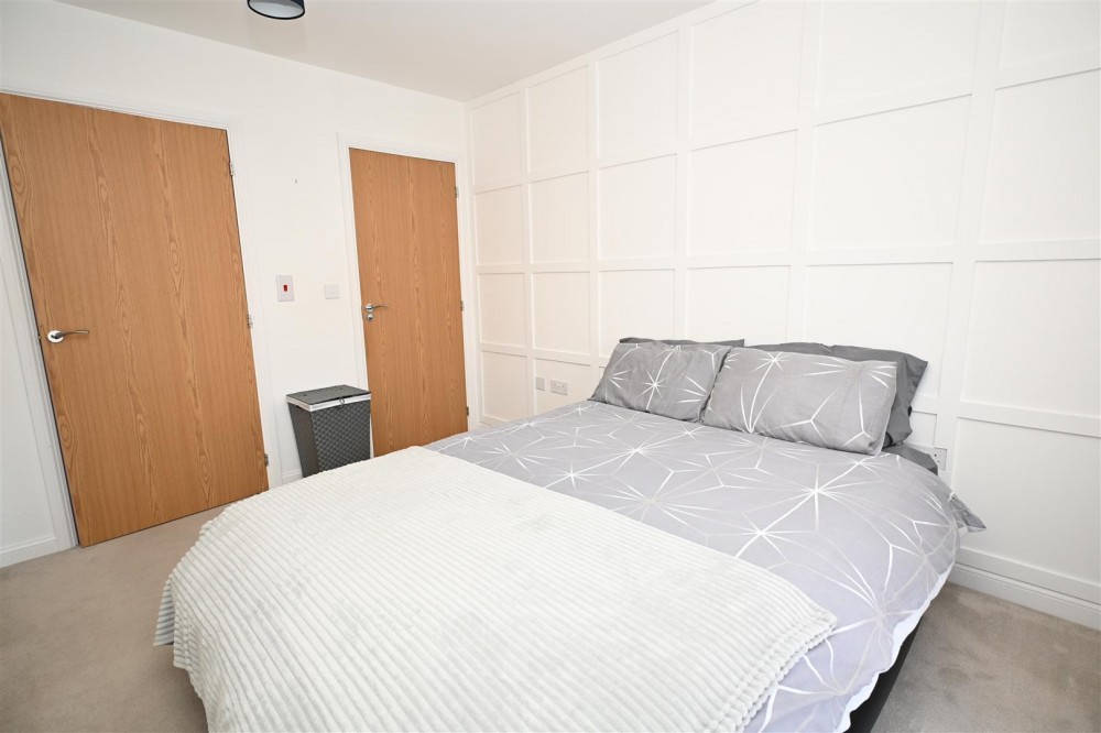 Images for 2 Robertson Way, Basingstoke
