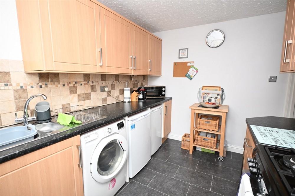 Images for Elgar Close, Brighton Hill, BASINGSTOKE
