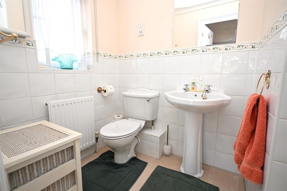 Images for Maynards Wood, Chineham, Basingstoke