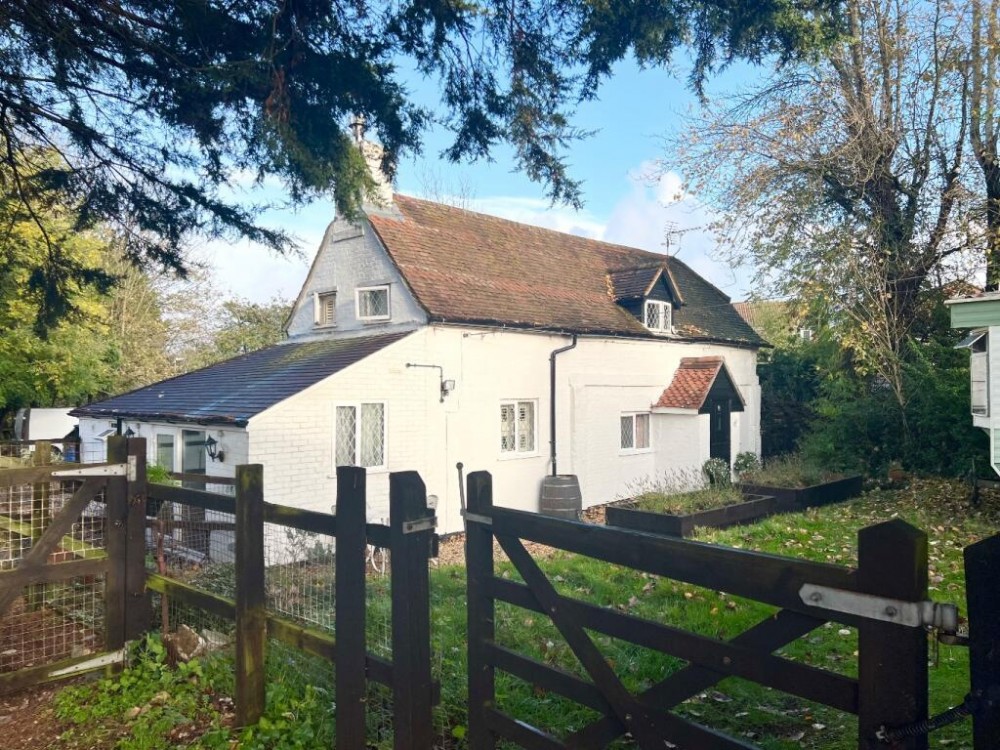 Images for Lime Kiln Lane, Holbury, Southampton