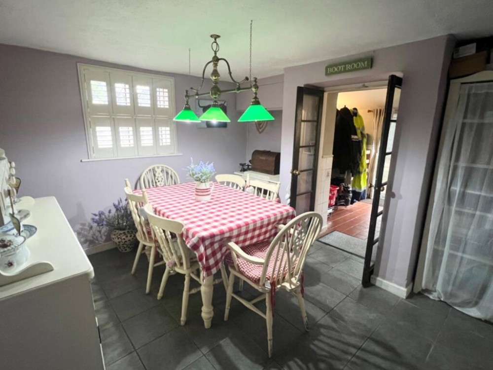 Images for Lime Kiln Lane, Holbury, Southampton