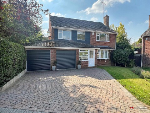 View full details for Poynings Crescent, Basingstoke