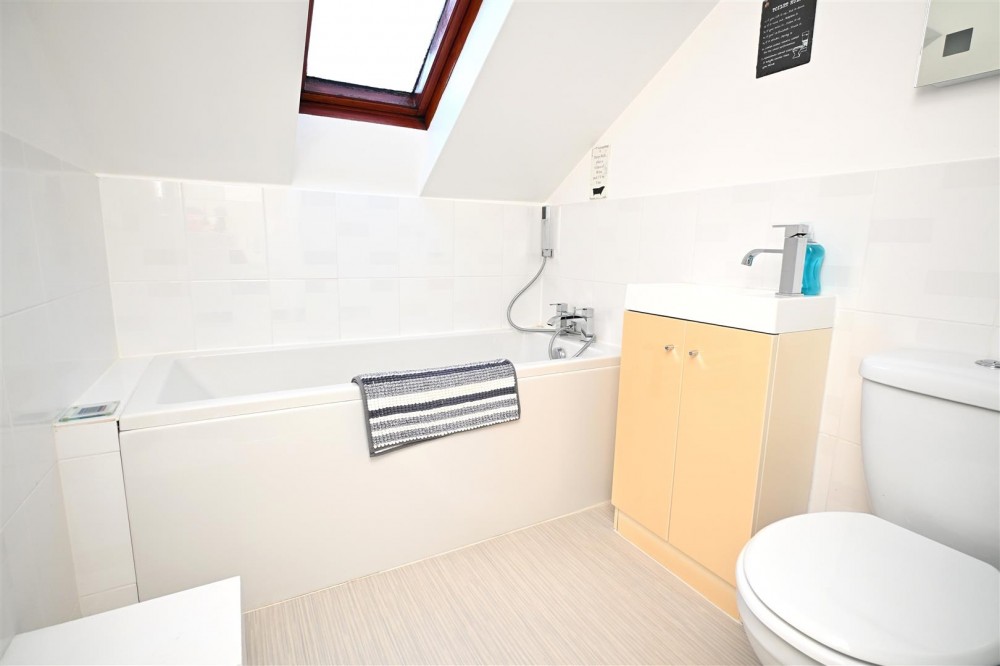 Images for Van Dyck Close, Basingstoke