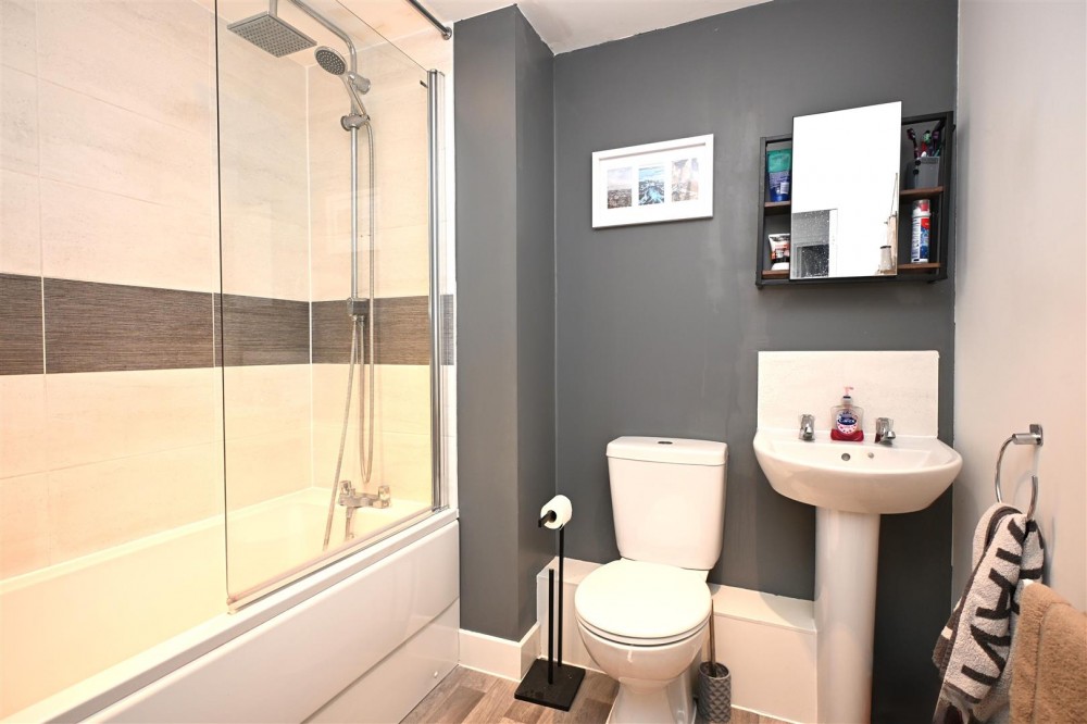 Images for Treetop Avenue, Basingstoke