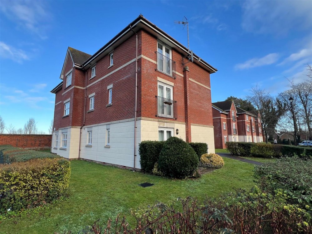 Images for Sherbourne Road, Basingstoke