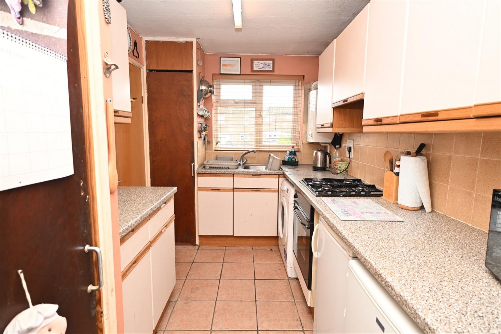 Images for Montserrat Road, Basingstoke