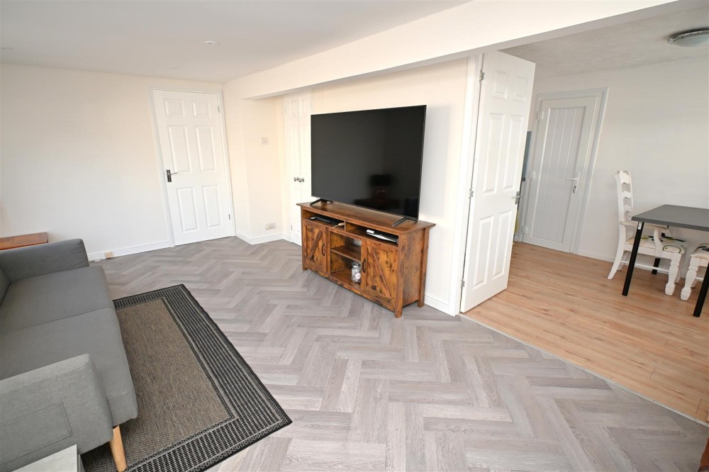 Images for Water End Park, Old Basing, Basingstoke