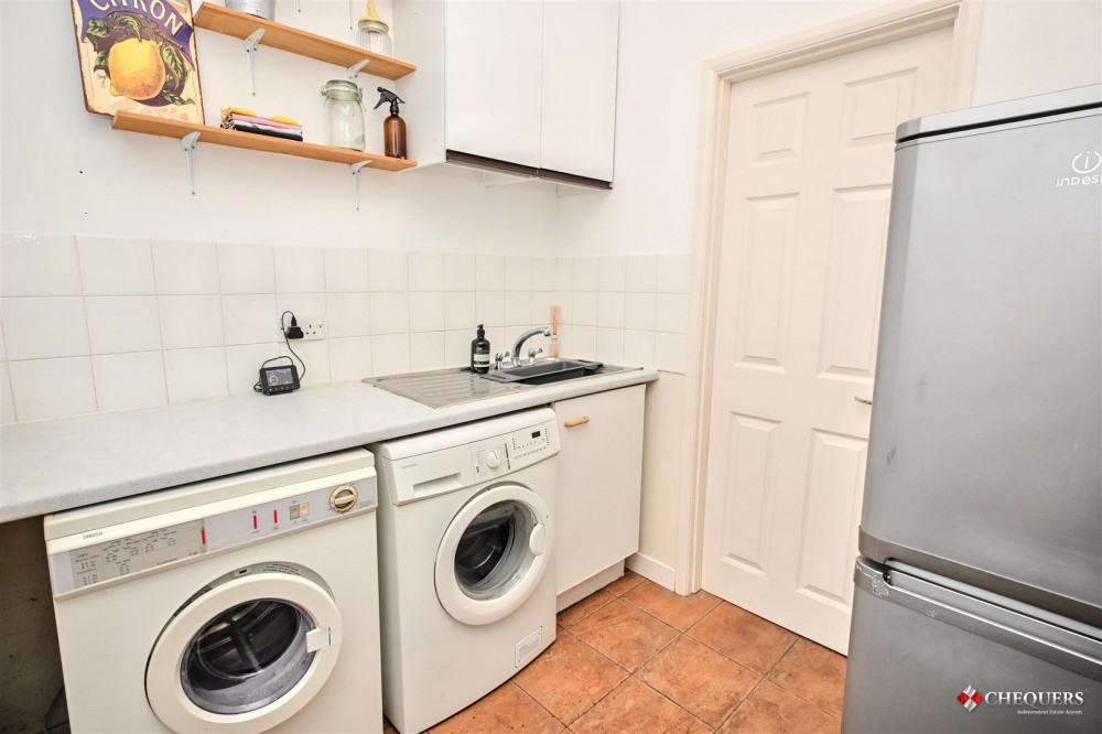 Images for Coopers Lane, Bramley, Tadley