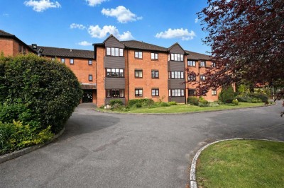 Oakfields, Lychpit, Basingstoke