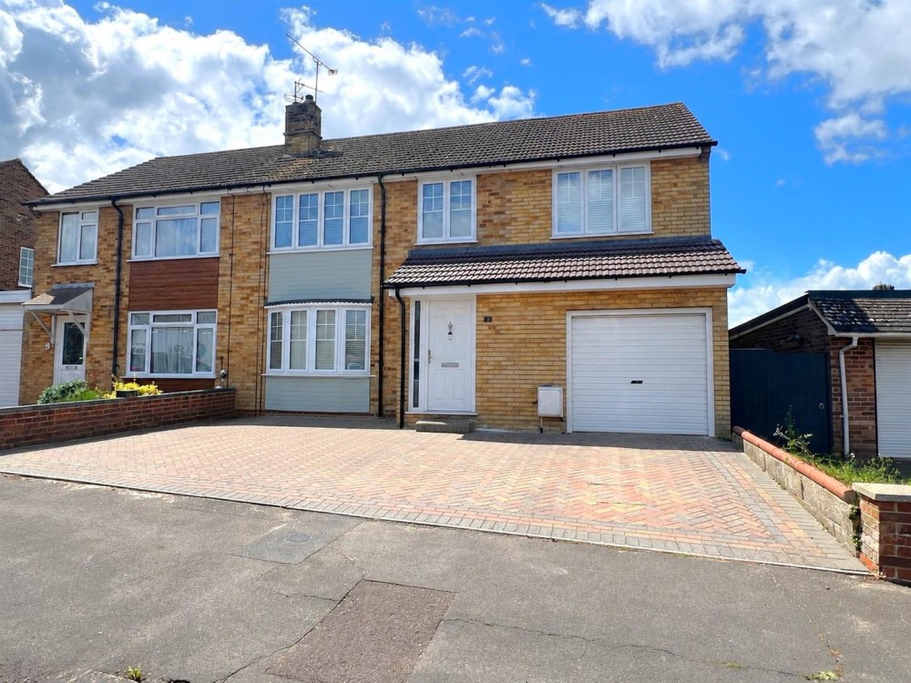 Images for Willow Way, Clarke Estate, Basingstoke
