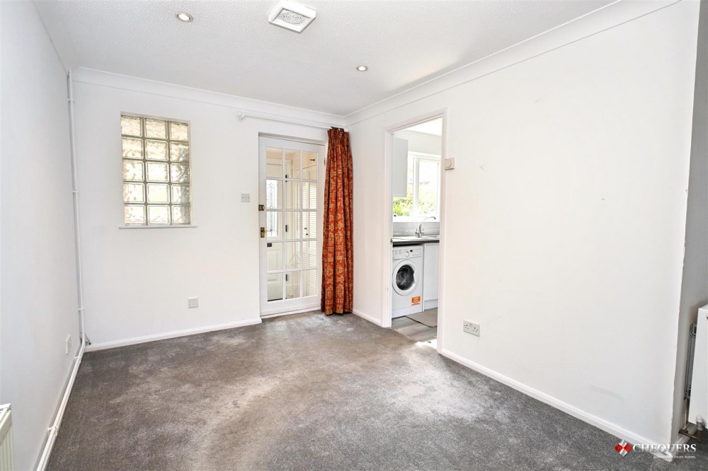 Images for Clover Field, Lychpit, Basingstoke