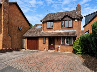 Paxton Close, Basingstoke