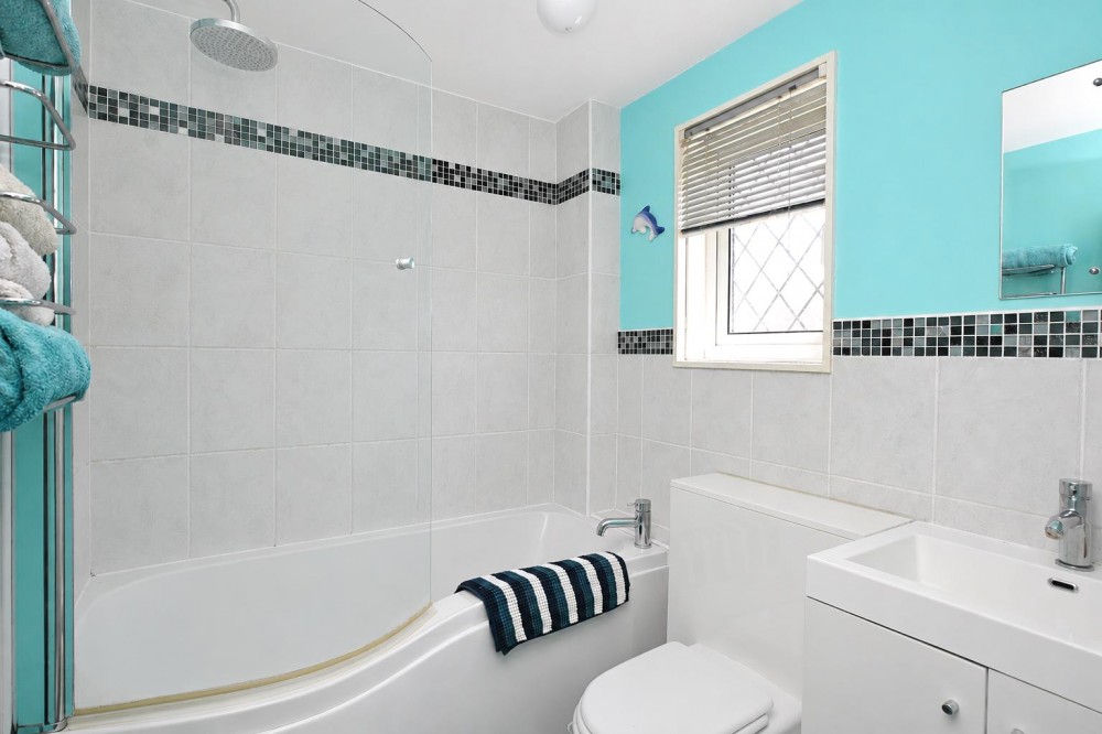 Images for Gainsborough Road, Basingstoke