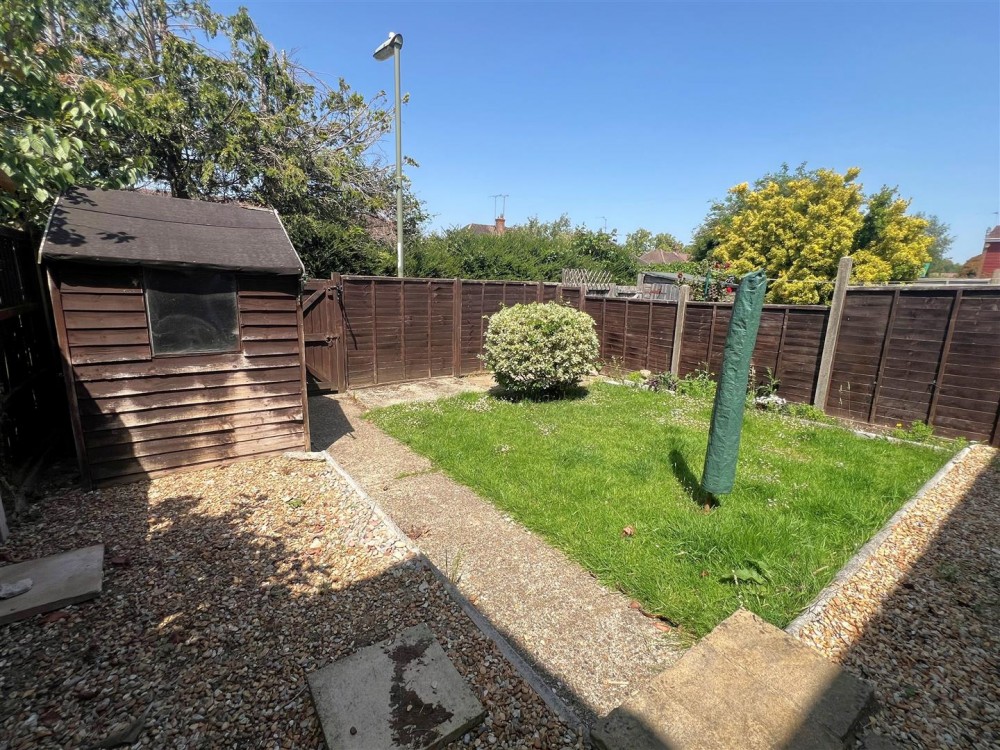 Images for Gainsborough Road, Basingstoke