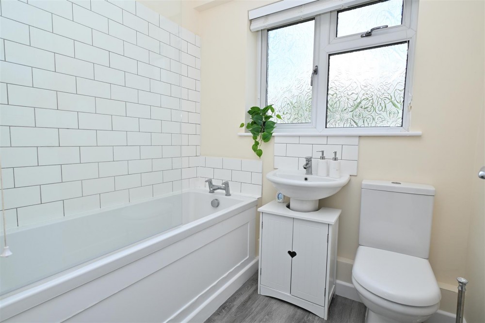 Images for Hamelyn Road, Basingstoke