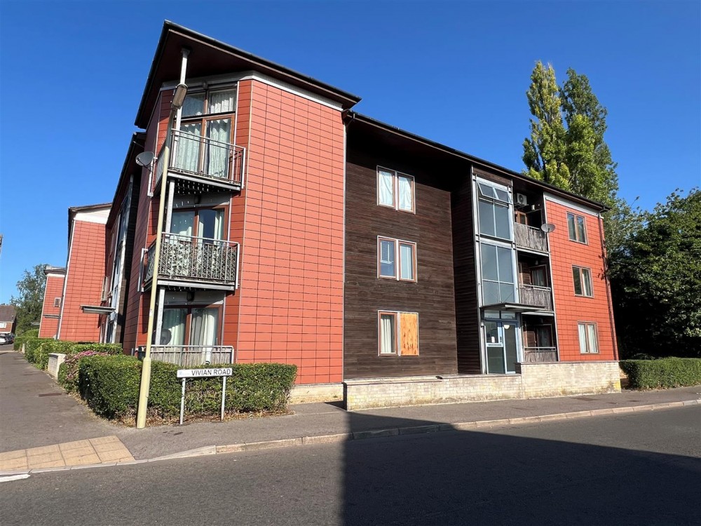 Images for Vivian Road, Basingstoke