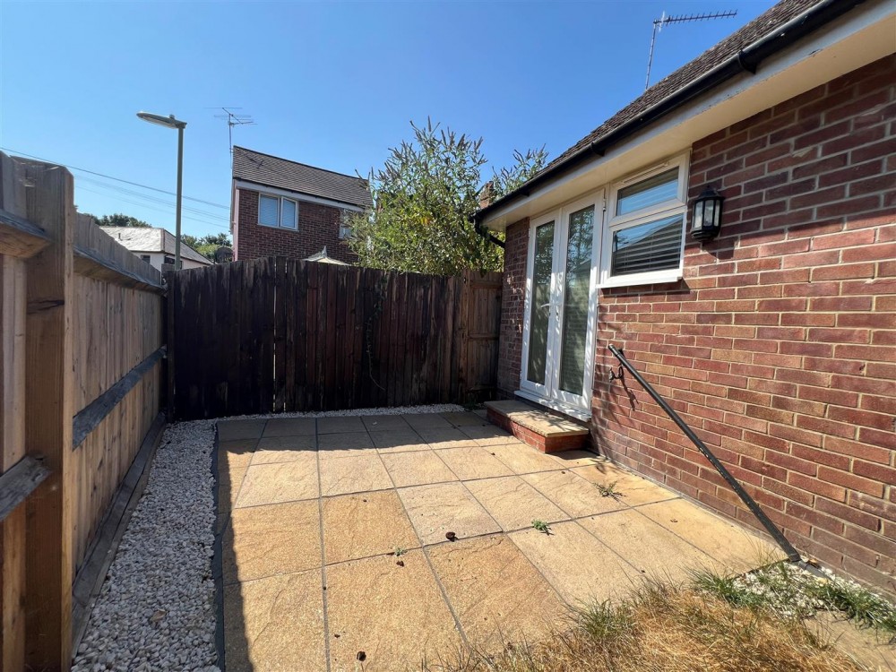 Images for Flaxfield Road, Basingstoke