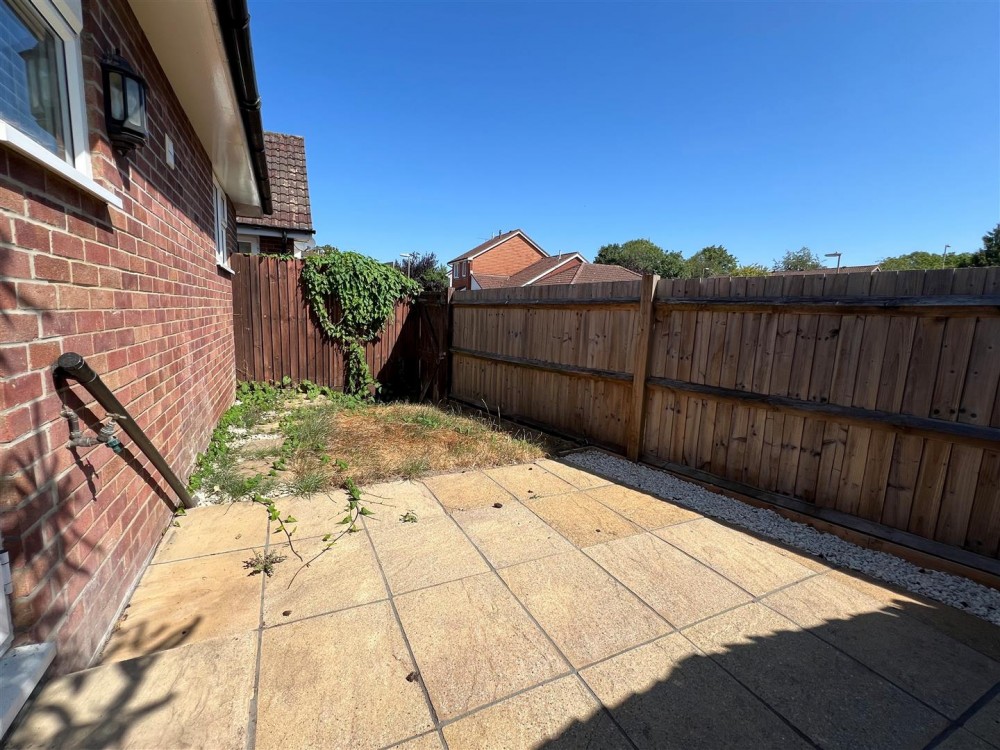 Images for Flaxfield Road, Basingstoke