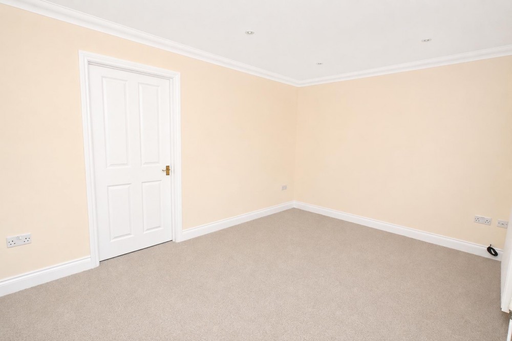 Images for Flaxfield Road, Basingstoke
