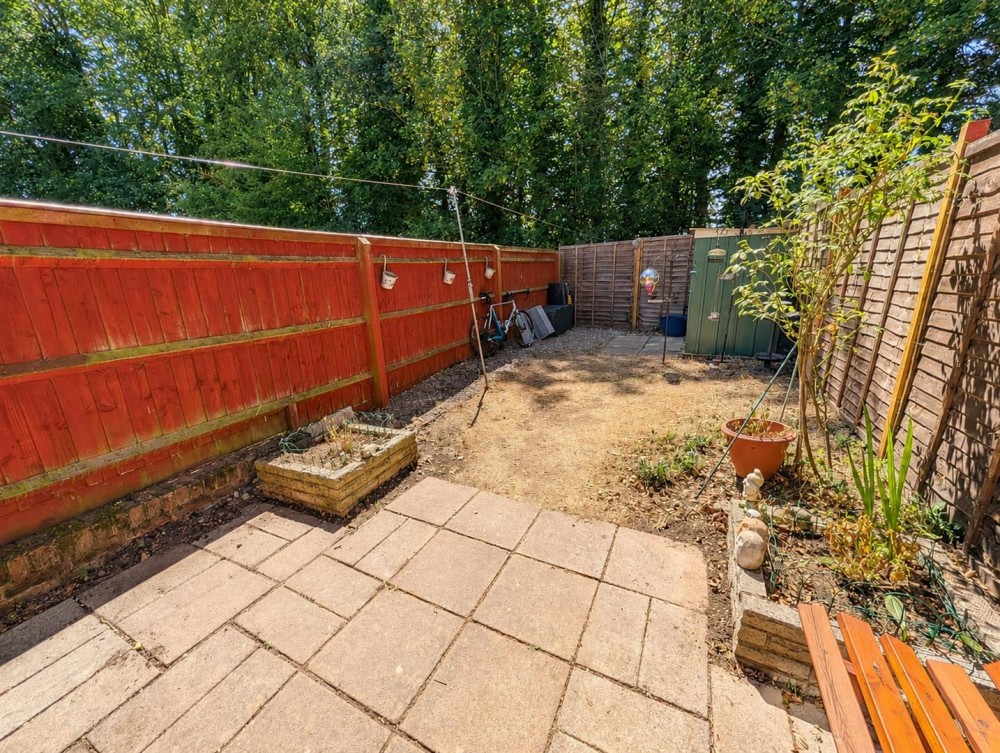 Images for Gander Drive, The Beeches, Basingstoke